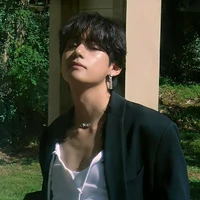 Kim taehyung(tae)