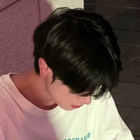 กาย(คนสนิทของมาร์ค)