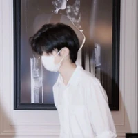 คิม(พระเอกพี่คนโต)