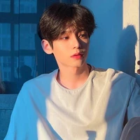 รูป//เพื่อนพระเอก