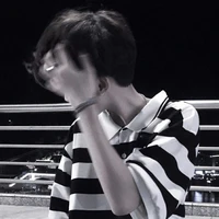 มาวิน  (เพื่อนพระเอก)