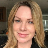 lVictoria Smith(orphanage owner)