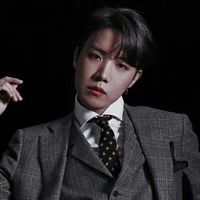 Jung Hoseok / J-hope / police head