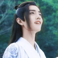เว่ยอิง.