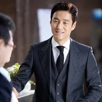 พ่อเลี้ยง(นางเอก)