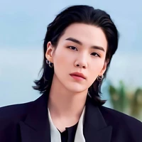 Min Yoongi (Suga)