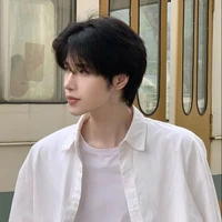 แสงเหนือ/พี่ชายนายเอก