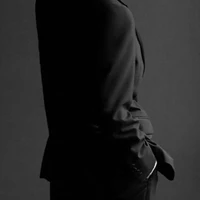 เปา(คนขับรถของแลต)