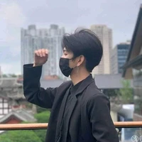 บาส(เพื่อนพระเอก)