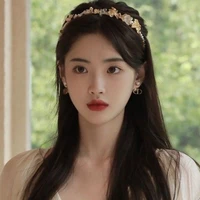 จัสมิน(พี่สาวนางเอก)