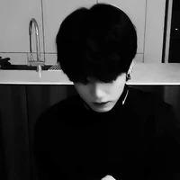 คิง{เพื่อนพ.อ/มือปืน}