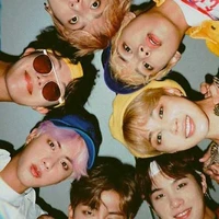 𝐄𝐯𝐞𝐫𝐲𝐨𝐧𝐞