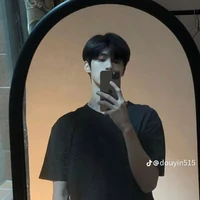 หลิว[พี่ชาย น.อ]