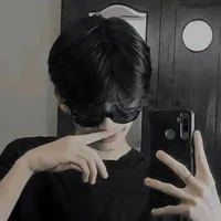 ฟิวส์😎🚬[พี่ชายต่างพ่อแม่น.อ]