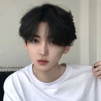โมเม(เพื่อนนางเอก)