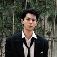 เฮเดน(พระเอก)