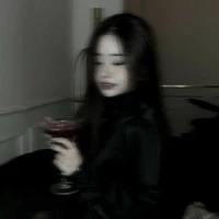 ซีลีน//เป็นเงา