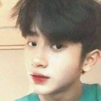 น้องคนกลางภาคิน
