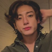 Jungkook (15 años)