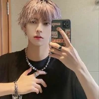 ซี//พ.อ+พี่คนกลาง+โครตรวย+มาเฟียอันดับ4