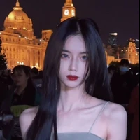 แพรว(นางเอก)