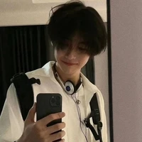 คาร์ลอส​🌚(เพื่อนพระเอก)​+(แฝดคิวอาร์)​