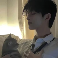 เจอาร์(พอ.)ตอนใส่แว่น