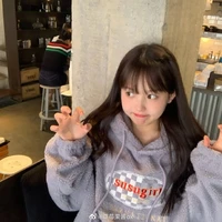 ลีออน/น้องนางเอก+นางรอง