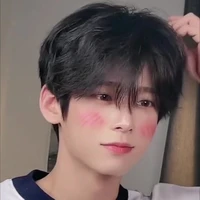 ทิป(เพื่อนน.อ+ลูกครึ่งเเวม)