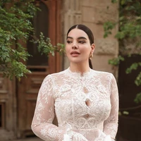 Alejandra Flores (Alexa Quintero)