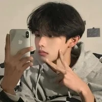 ชานม😚🍼{เพื่อนน.อ}​