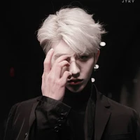 สกาย(คนของพระเอก)