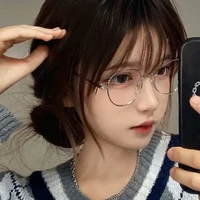 จีน่า(น้องสาวพระเอก)