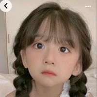 ADLYN( 5 ) tahun