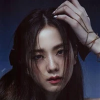 YURA( ibunda AZKANIO DAN LAREl)