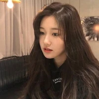 พลอย