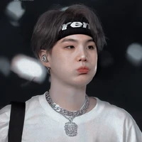 Yoongi (Suga)