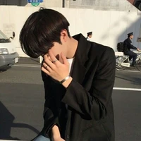 คิว(เพื่อนพระเอก+พี่ชายนางเอก)