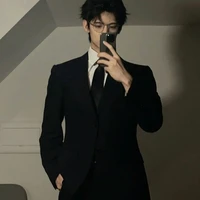 คาเรน(พ่อนางเอก+เมน่า)