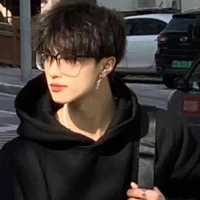 บูม🙈(เพื่อนนอ.)