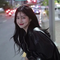 ไอวา(น้องสาวพระเอก)