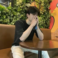 สกาย ( นายเอกร่างเก่า )