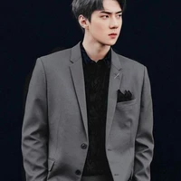 อาทิตย์(ลูกน้องคนสนิทมือขวา พ.อ)