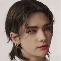 hwang hyunjin
