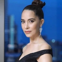 เเก้ว