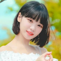 Kim Chaewon