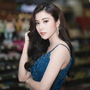 พลอย (แม่)