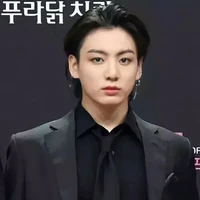 JUNGKOOK 🐰