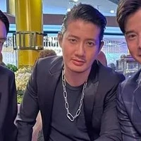 เสือใบ(รุ่นพี่พระเอก)