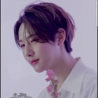 LAI (HUANG) renjun
